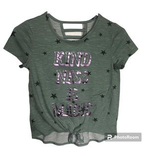 Kindness is magic SO shirt L(10/12)